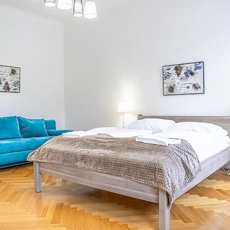 Comfortable 2Br Apt.-Near Wiener Stadthalle Ngoại thất bức ảnh