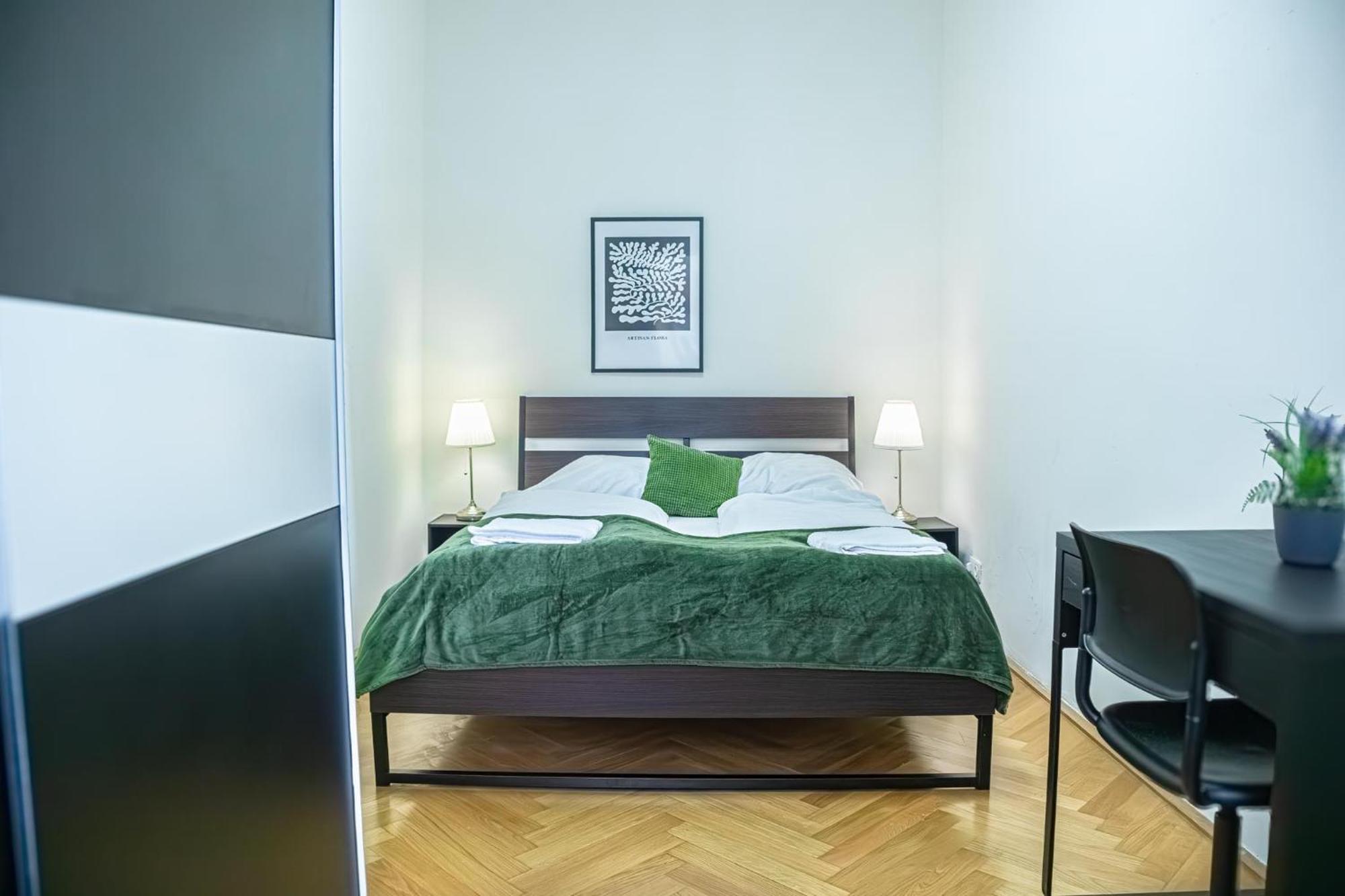 Comfortable 2Br Apt.-Near Wiener Stadthalle Ngoại thất bức ảnh