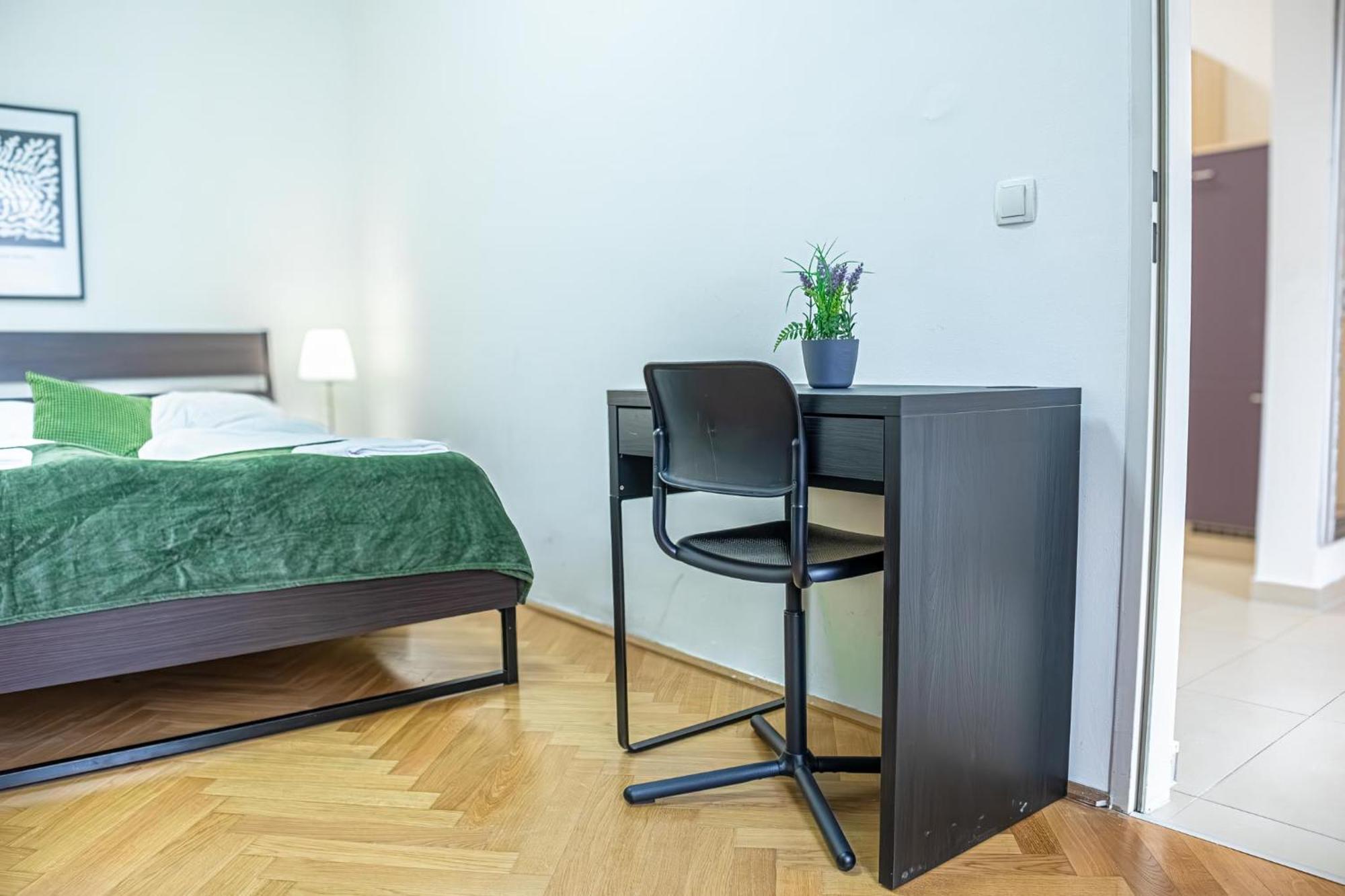 Comfortable 2Br Apt.-Near Wiener Stadthalle Ngoại thất bức ảnh