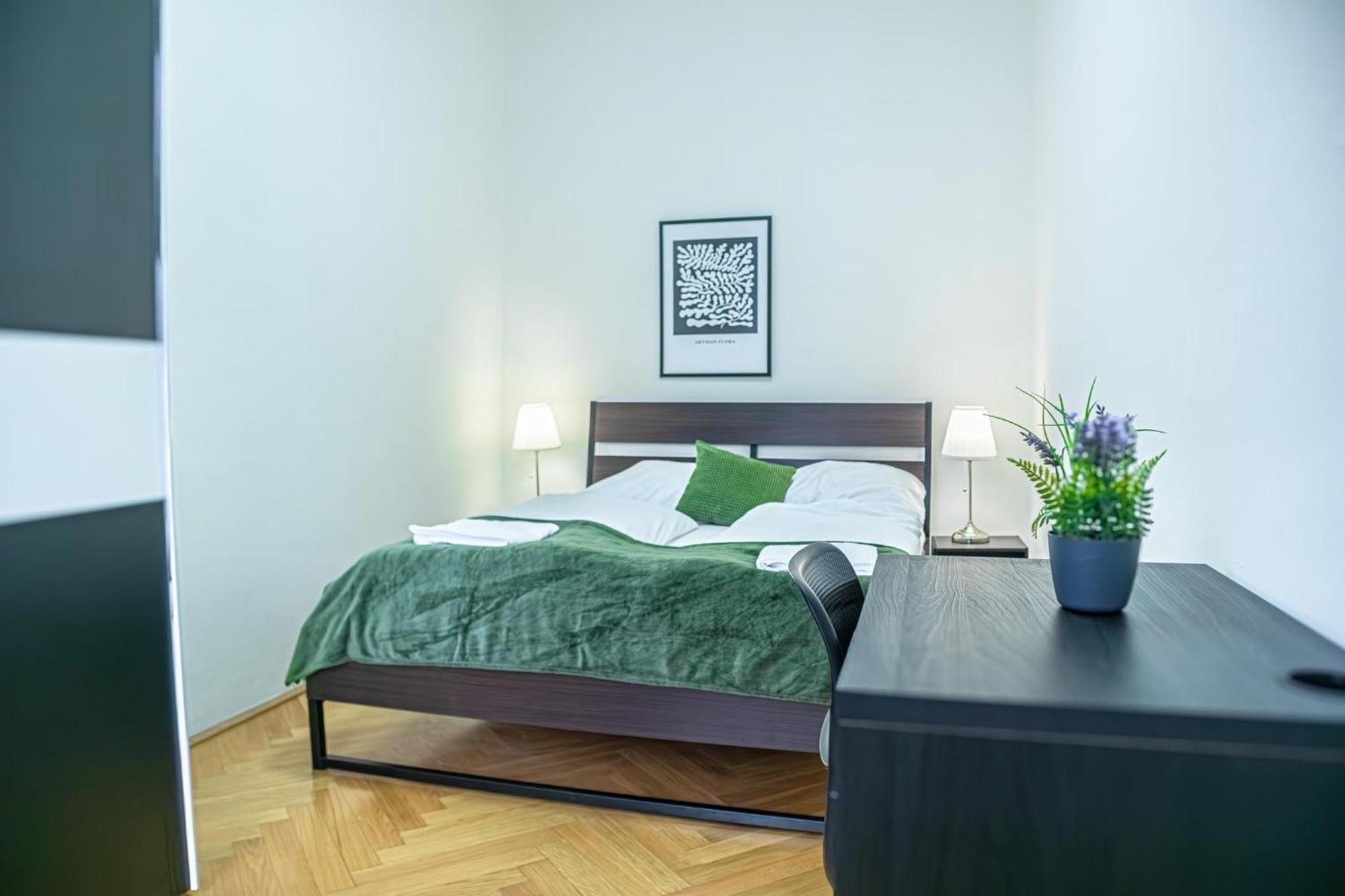 Comfortable 2Br Apt.-Near Wiener Stadthalle Ngoại thất bức ảnh